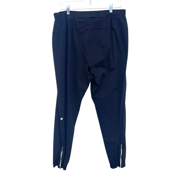 Lululemon black surge jogger pants xl extra large - Picture 4 of 8